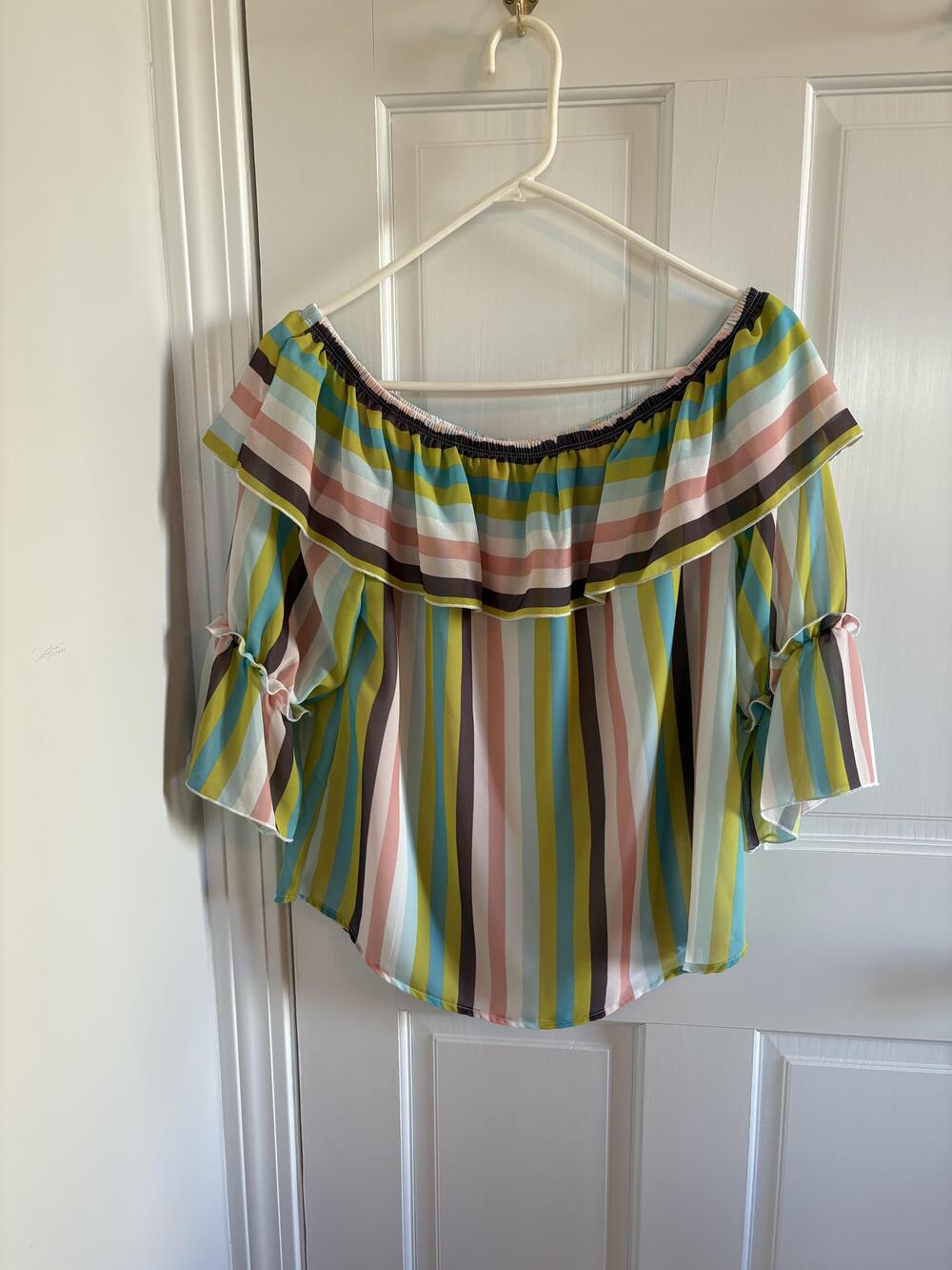Sweet Pea New York & Company Shirt Womens XS Multicolor Stripe Off Shoulder